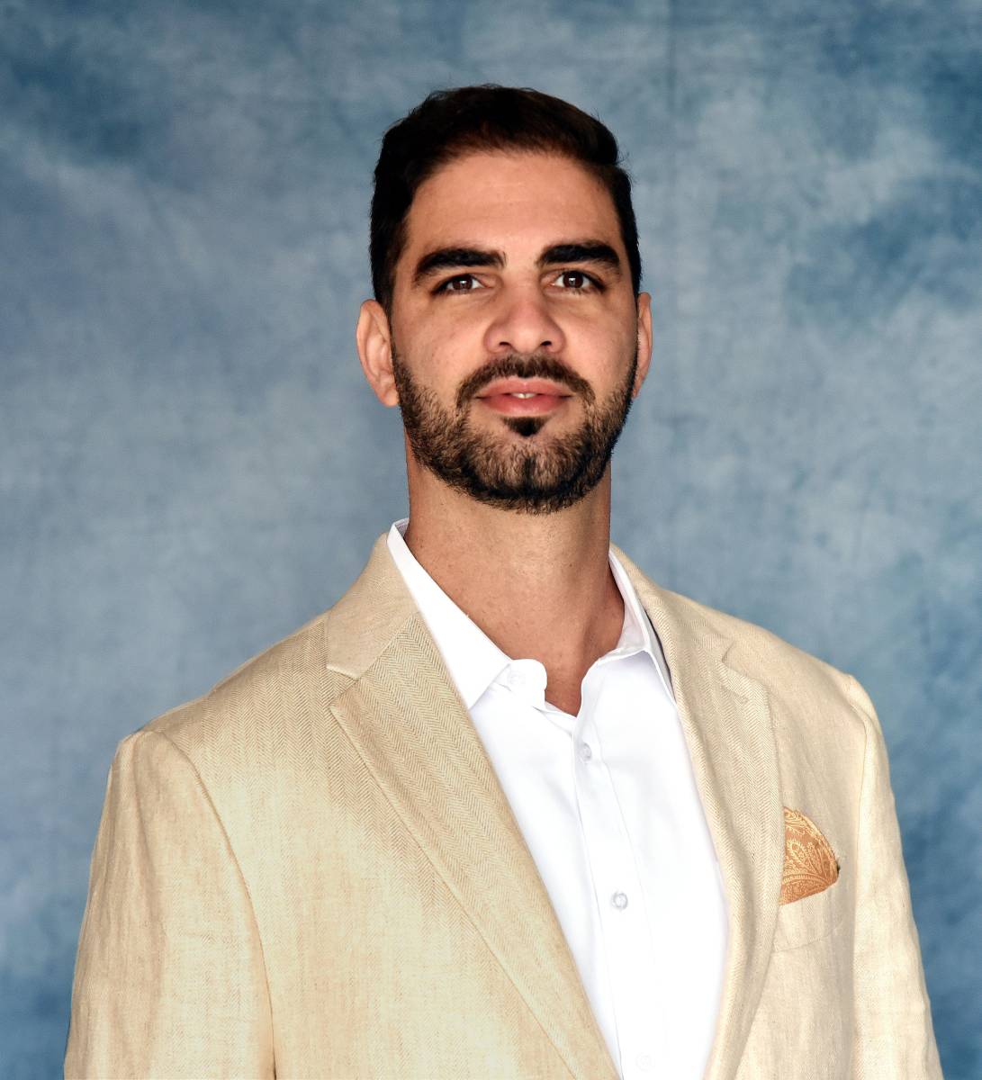 Professional Corporate Headshots and Portrait Services by MartinWorster Photography