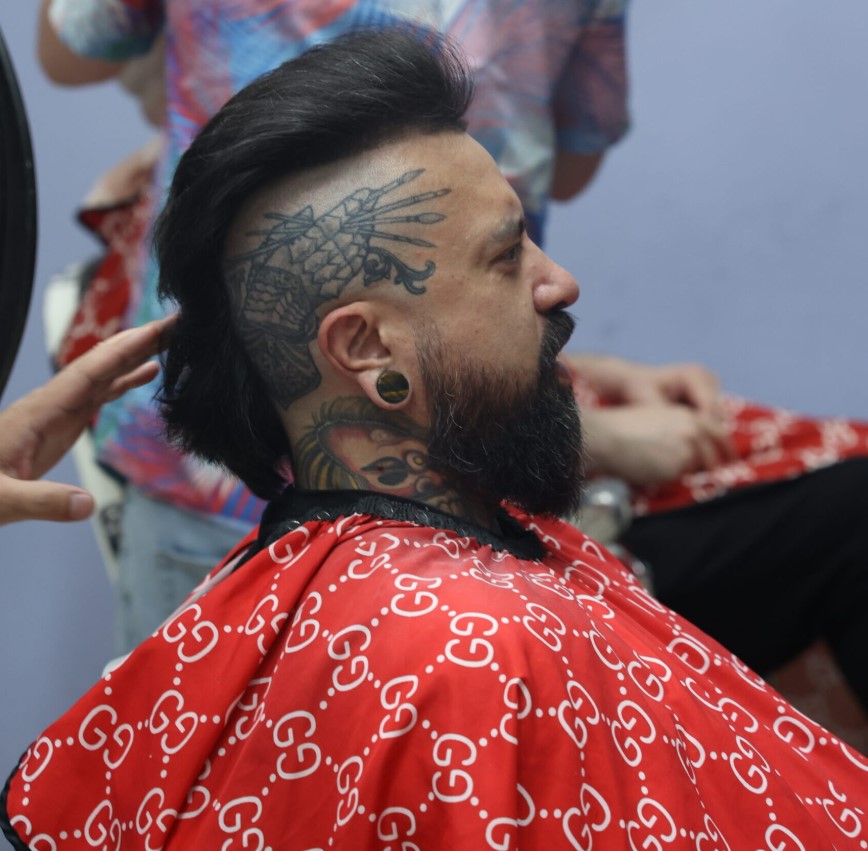 Discover Style & Precision at Midtown NYC Barbershop