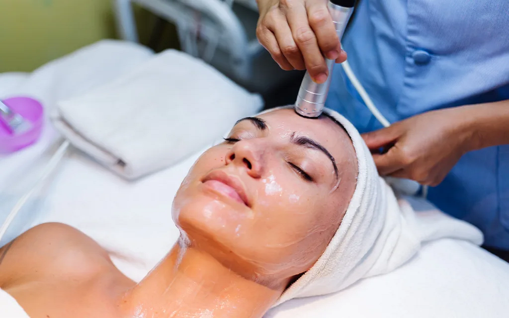 Hydrafacial in Islamabad for Deep Skin Rejuvenation and Natural Glow
