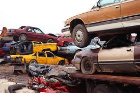 How Gold Coast Auto Wreckers Support the Automotive Supply Chain