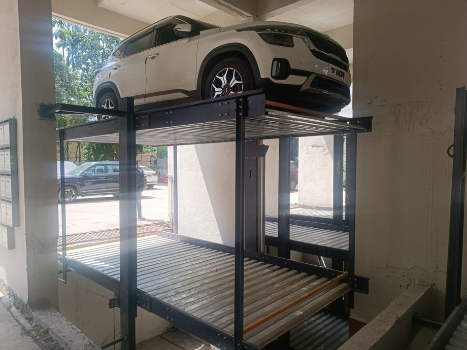 Puzzle Parking System for Residential Spaces