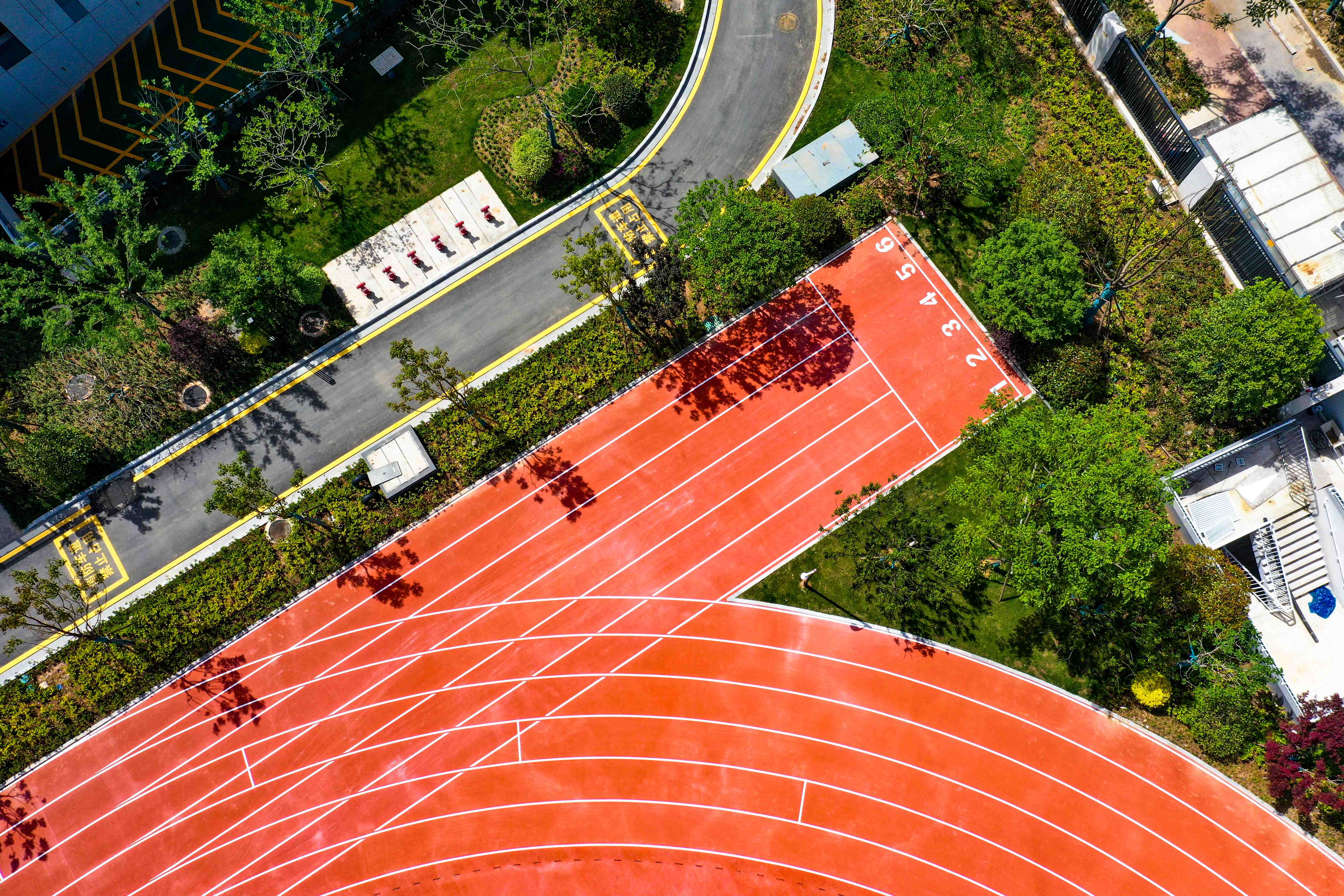 5 Stages of Quality Rubber Track Production and Setup