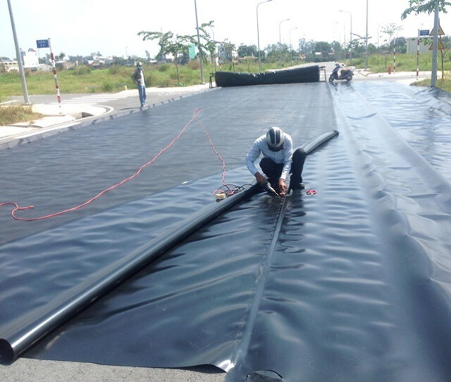Màng khò nóng chống thấm ban công hạn chế ẩm mốc hiệu quả