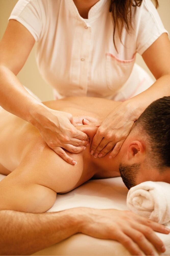 What to Expect During Your Visit to a Female Massage Therapist in London