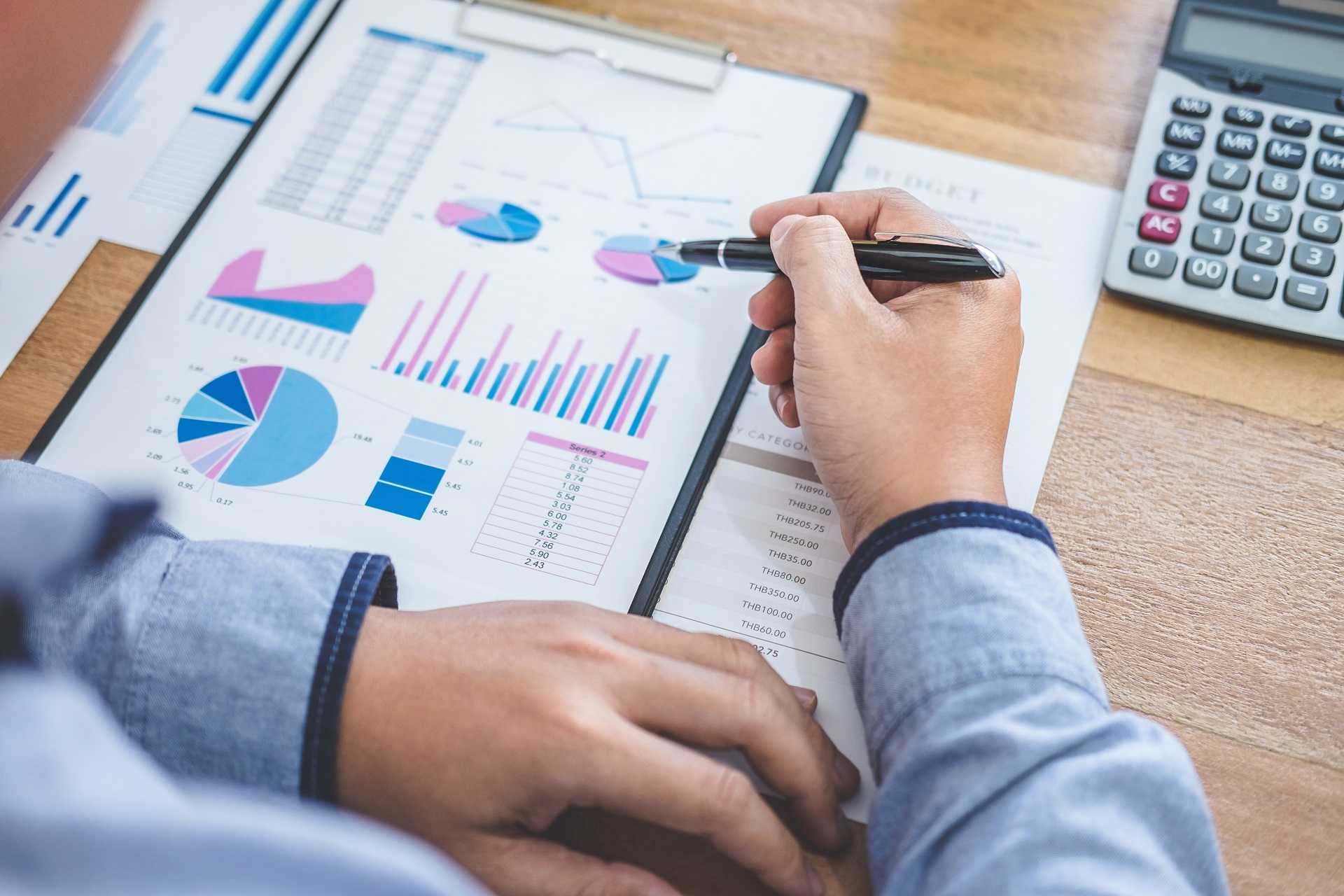 Benefits of Using Accounting Services for Your Business